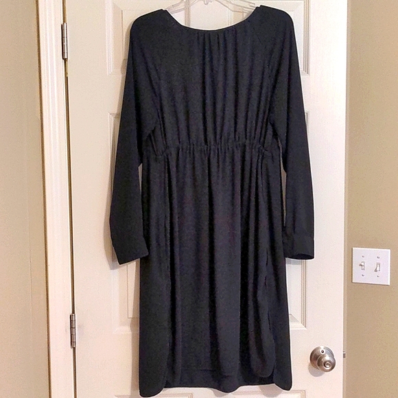 GAP Maternity Dress in Black- Size Large - Picture 5 of 8
